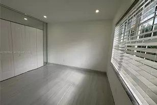 725 91st St, Surfside, FL 33154 - Photo 21