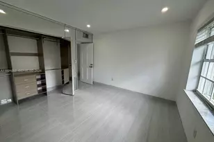 725 91st St, Surfside, FL 33154 - Photo 19