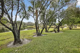 2360 Dover, Weston, FL 33326 - Photo 35