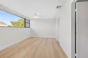 12393 NW 12th Ct, Pembroke Pines, FL 33026 - Photo 17