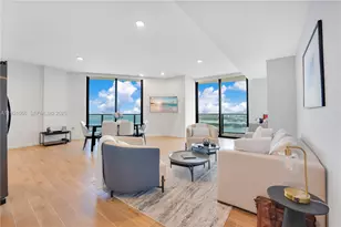 398 NE 5th St, Miami, FL 33132 - Photo 5