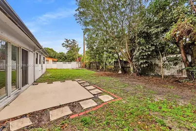 4710 NW 12th St, Lauderhill, FL 33313 - Photo 35