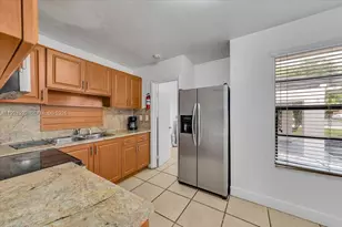4710 NW 12th St, Lauderhill, FL 33313 - Photo 23