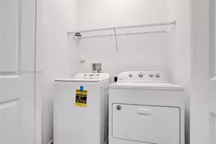 4029 NW 11 Dr, Lauderhill, FL 33313 - Photo 9