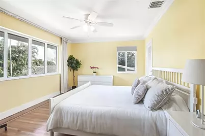 12545 Palm Rd, North Miami, FL 33181 - Photo 15