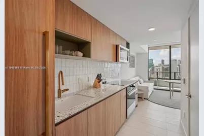 159 NE 6th St #4114, Miami, FL 33132 - Photo 5