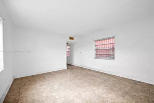 2614 W 8th Ct, Hialeah, FL 33010 - Photo 11