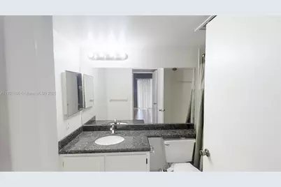 630 S Park Rd #25-3, Hollywood, FL 33021 - Photo 11