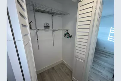 326 Wilson St #105, Hollywood, FL 33019 - Photo 11
