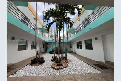 326 Wilson St #105, Hollywood, FL 33019 - Photo 25