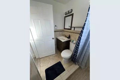 326 Wilson St #105, Hollywood, FL 33019 - Photo 13