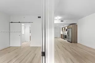 121 NE 34th St, Miami, FL 33137 - Photo 11