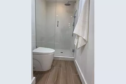 20191 E Country Club Dr #504, Aventura, FL 33180 - Photo 13