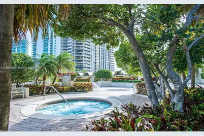 20191 E Country Club Dr #504, Aventura, FL 33180 - Photo 55