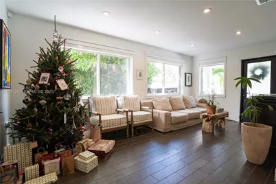 6040 SW 22nd St, Miami, FL 33155 - Photo 9