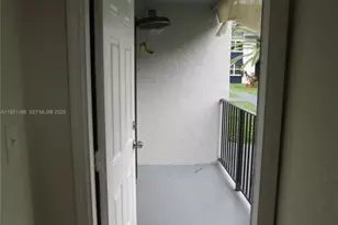 8001 W 6th Ave, Hialeah, FL 33014 - Photo 5