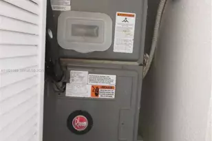 8001 W 6th Ave, Hialeah, FL 33014 - Photo 11