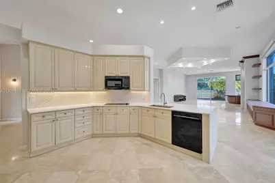 2456 Bay Isle Ct, Weston, FL 33327 - Photo 31