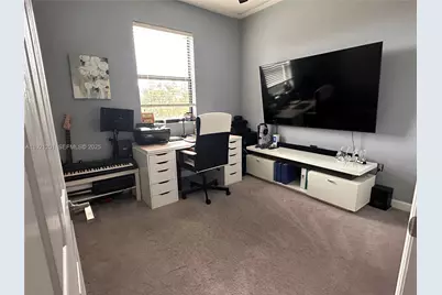 3378 W 100th Ter #3378, Hialeah, FL 33018 - Photo 35