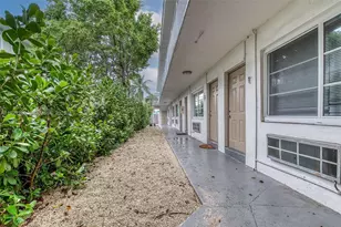 6921 Rue Vendome, Miami Beach, FL 33141 - Photo 15