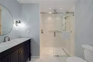 2870 Pine Tree Dr, Miami Beach, FL 33140 - Photo 17