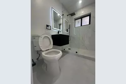 810 Wyoming Ave, Fort Lauderdale, FL 33312 - Photo 21