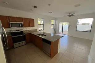 9399 W 33rd Ln, Hialeah, FL 33018 - Photo 13