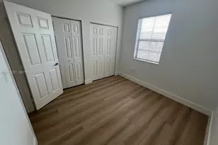 9399 W 33rd Ln, Hialeah, FL 33018 - Photo 43