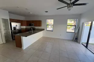 9399 W 33rd Ln, Hialeah, FL 33018 - Photo 17