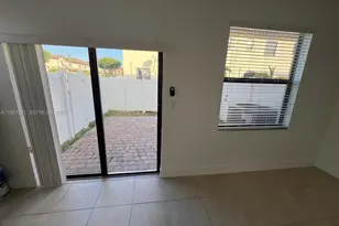 9399 W 33rd Ln, Hialeah, FL 33018 - Photo 47