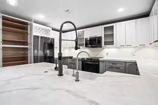 3175 Coral Ridge Dr, Coral Springs, FL 33065 - Photo 23