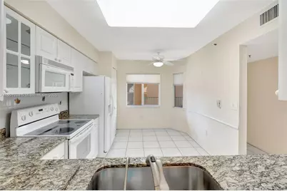 12565 Imperial Isle Dr #204, Boynton Beach, FL 33437 - Photo 9