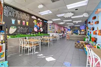 Boba Tea Shop For Sale in Plantation, Plantation, FL 33317 - Photo 1