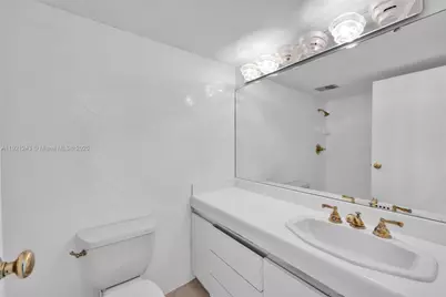 16570 NE 26th Ave #2A, North Miami Beach, FL 33160 - Photo 21