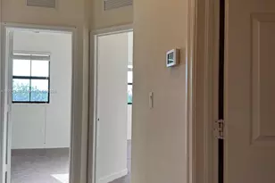 10600 NW 88th St, Doral, FL 33178 - Photo 13