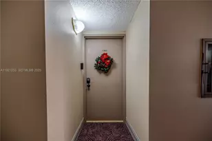 2810 N 46th Ave, Hollywood, FL 33021 - Photo 17