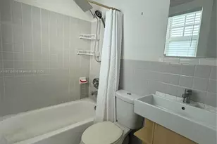 536 14th St, Miami Beach, FL 33139 - Photo 21