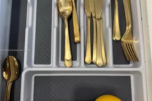 536 14th St, Miami Beach, FL 33139 - Photo 15