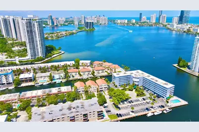 4000 NE 170th St #605, North Miami Beach, FL 33160 - Photo 5