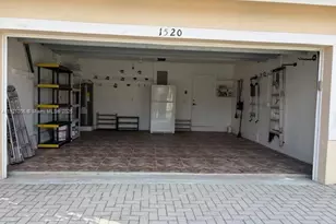 1520 SW 193rd Ave, Pembroke Pines, FL 33029 - Photo 3