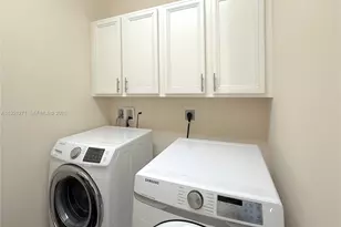 4352 Large Leaf Ln, Hollywood, FL 33021 - Photo 17