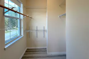 4352 Large Leaf Ln, Hollywood, FL 33021 - Photo 23