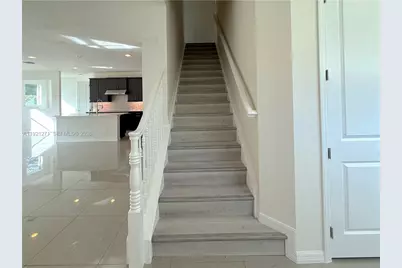 4352 Large Leaf Ln, Hollywood, FL 33021 - Photo 15