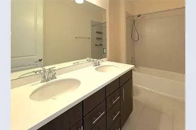 4352 Large Leaf Ln, Hollywood, FL 33021 - Photo 29