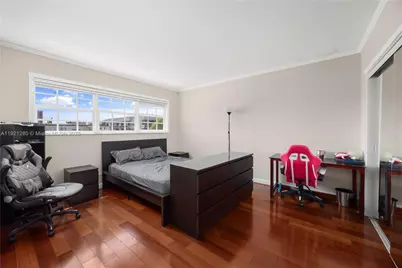 462 Golden Isles Dr #305, Hallandale Beach, FL 33009 - Photo 11