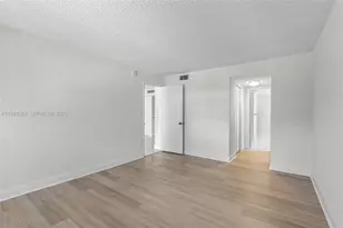 4215 N University Dr, Sunrise, FL 33351 - Photo 7