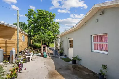 20851 SW 242nd St, Homestead, FL 33031 - Photo 31