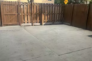 8400 SW 154th Cir Ct, Miami, FL 33193 - Photo 7