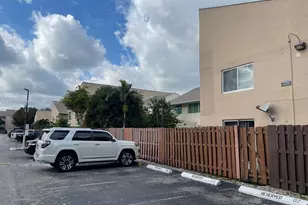 8400 SW 154th Cir Ct, Miami, FL 33193 - Photo 27