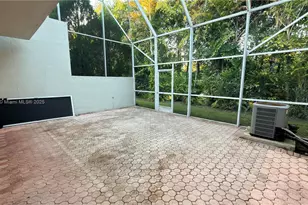 10099 NW 43rd Terrace, Doral, FL 33178 - Photo 15